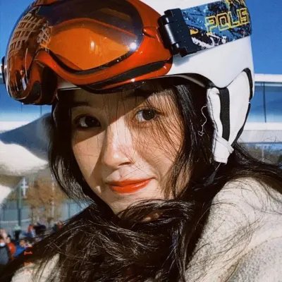 君有云